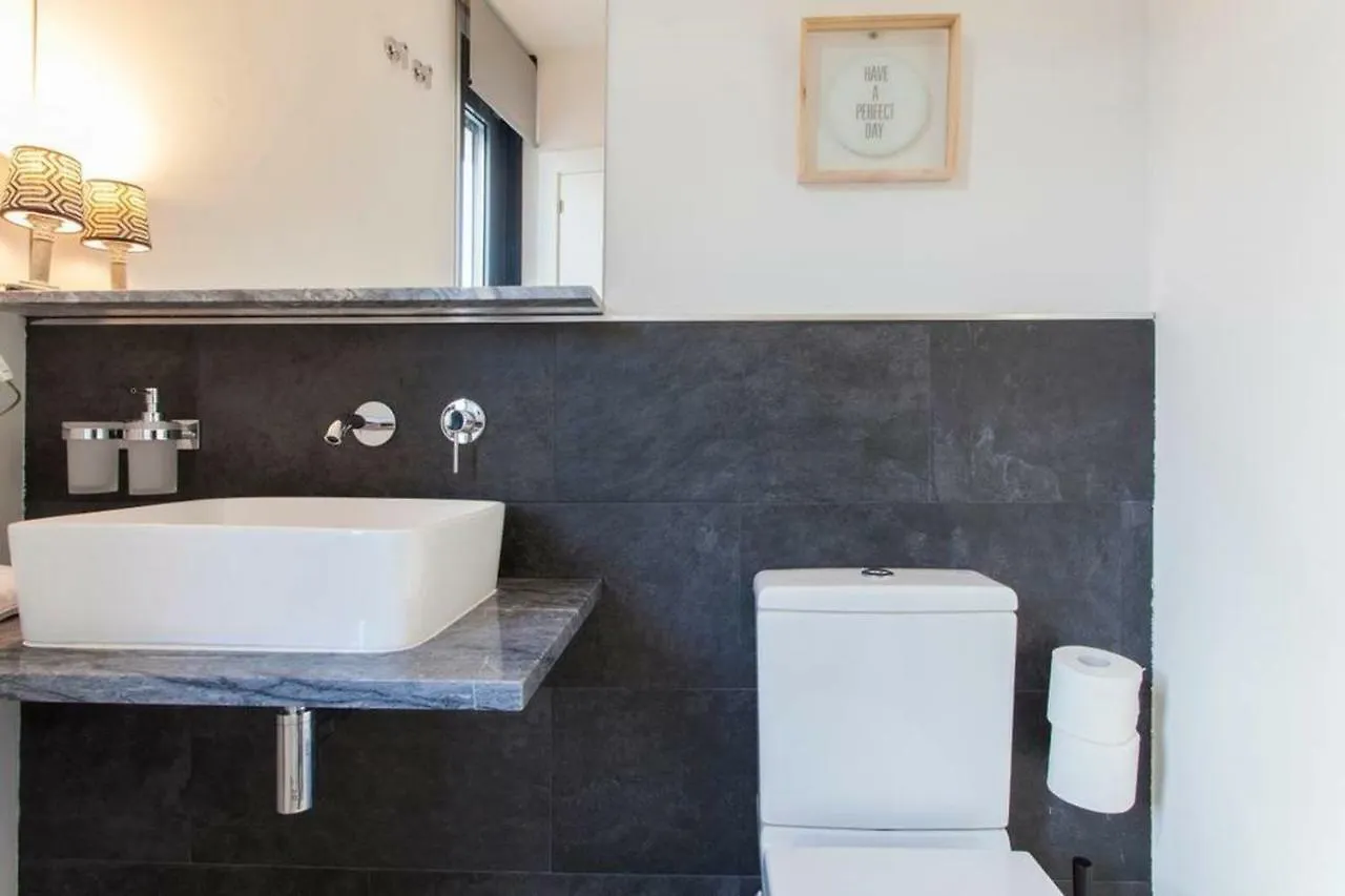 Apartamentos Rg Duplex San Bernardo Sevilla 0*,